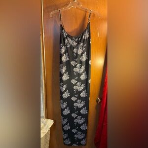 Fashion Nova long black floral dress size M